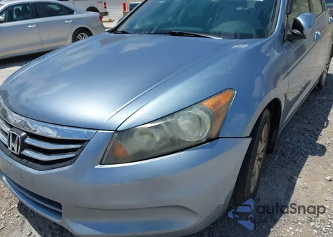 2011 Honda Accord 2.4 Lx из США, поврежденный, VIN 1HGCP2F3XBA068343